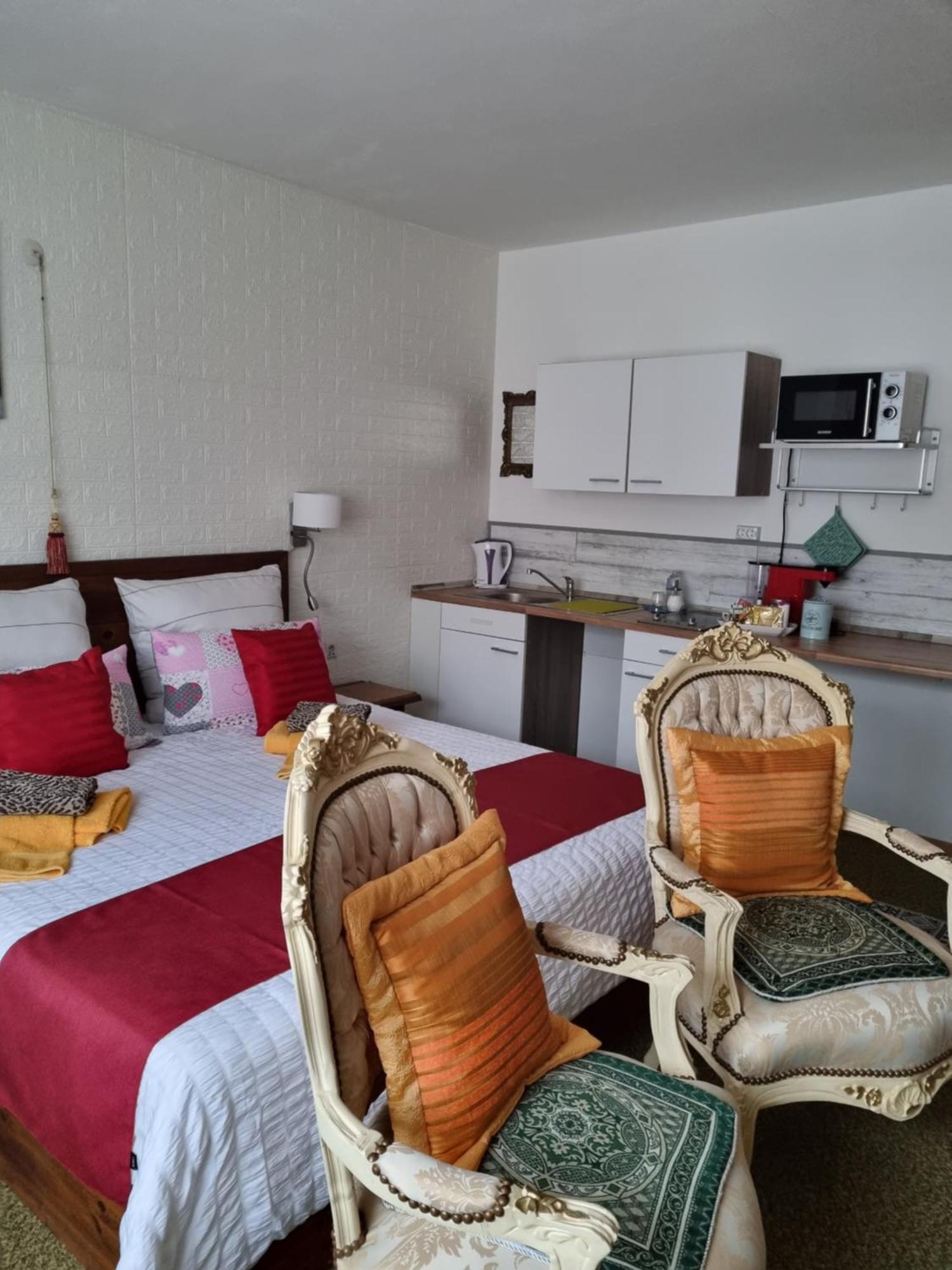 Appartement Haus Isabella à Lutzerath Extérieur photo